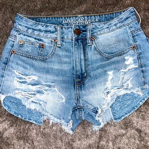 American eagle, light blue wash